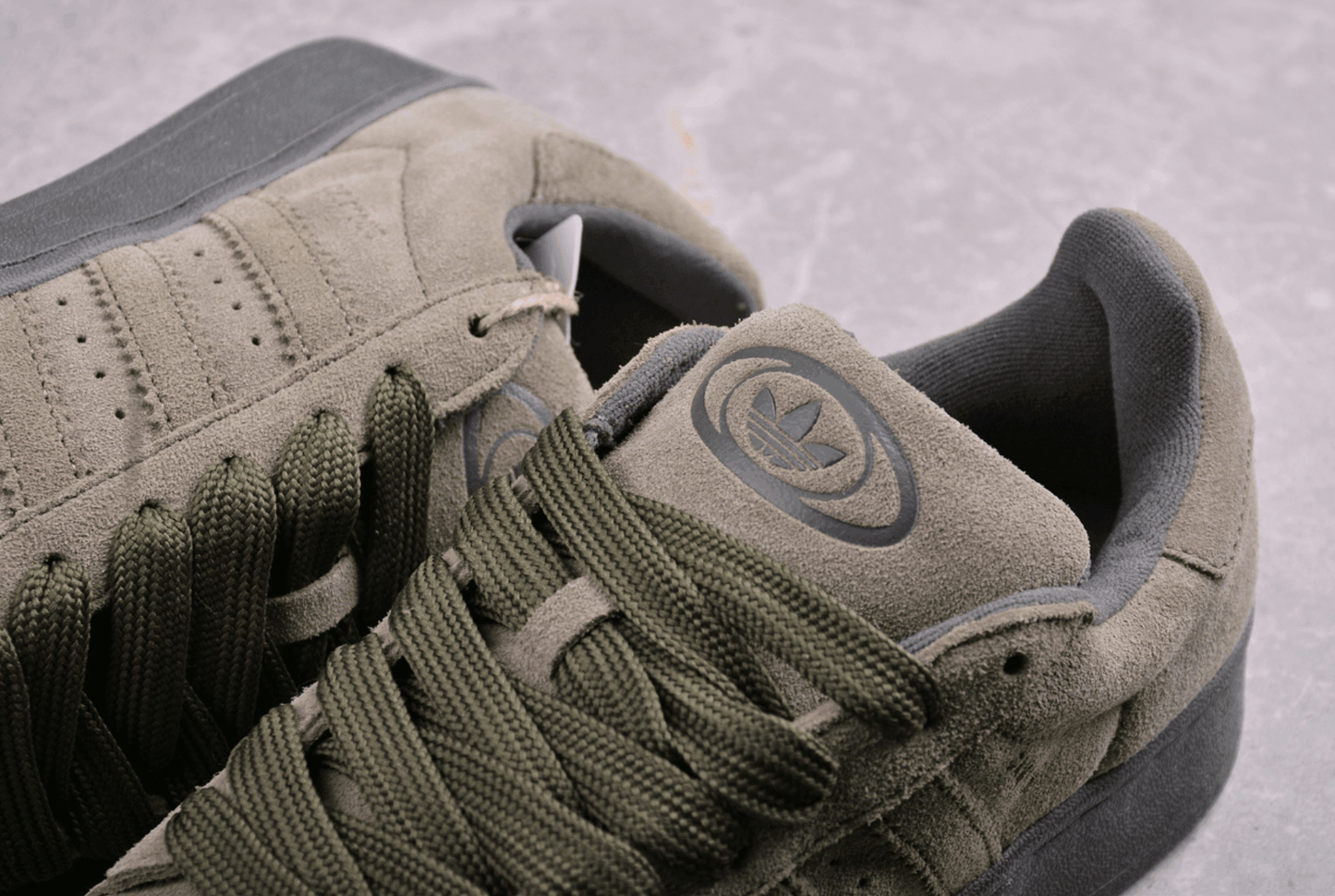 Adidas Originals Campus 00s  Verde Militar