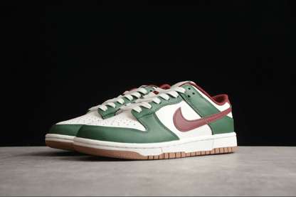 Dunk Low Gorge Green