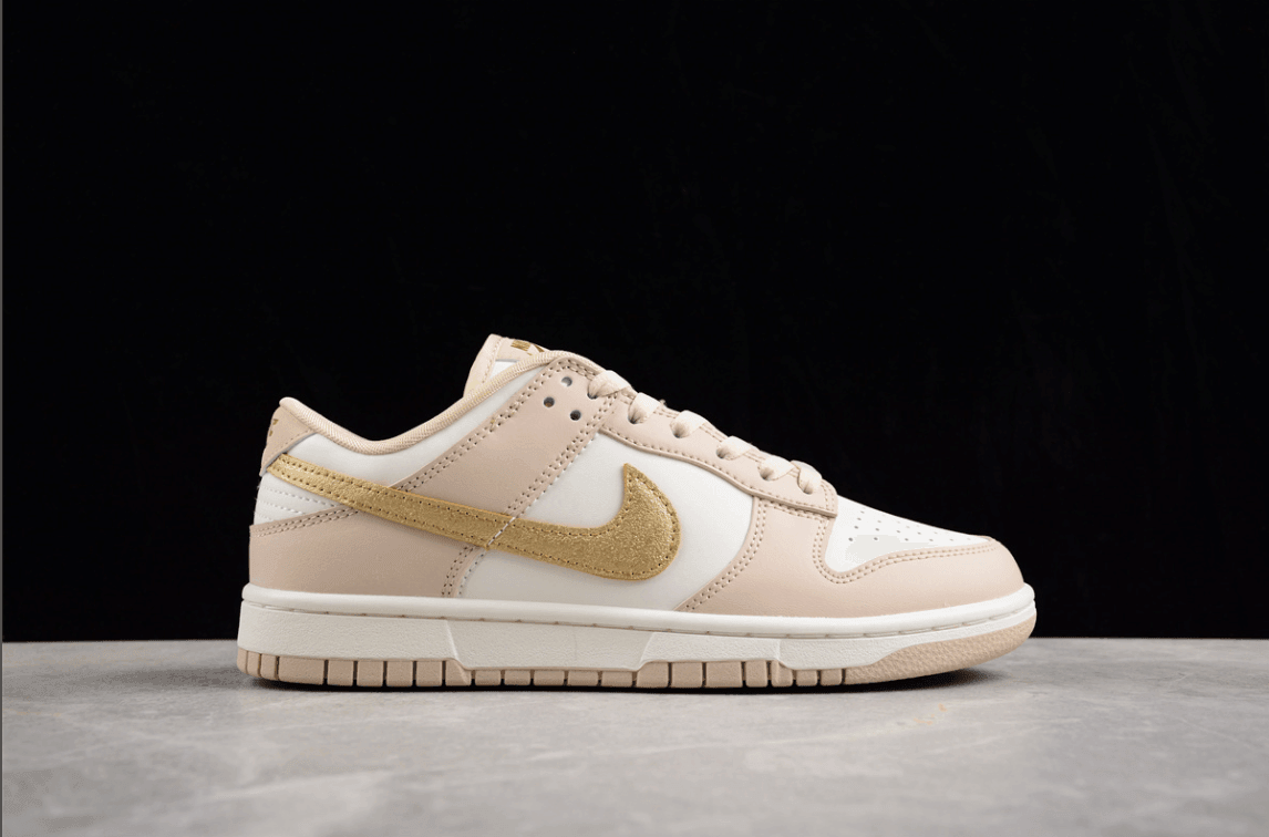 Dunk Low Phantom Metalic Gold