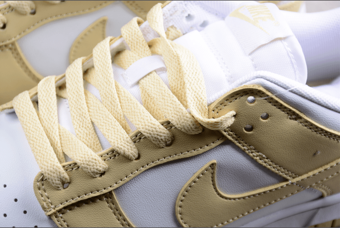 Dunk Low Team Gold