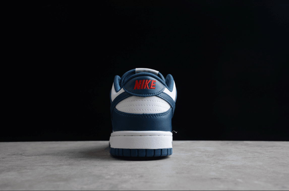 Dunk Low Valerian Blue