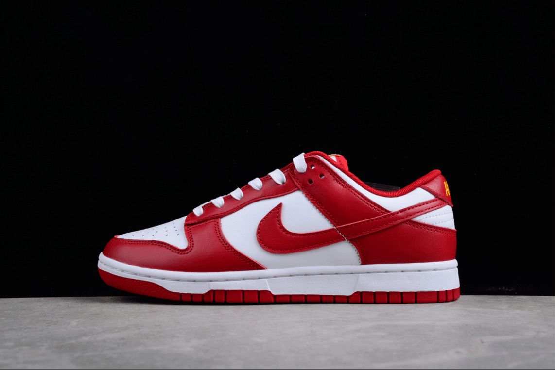 Dunk Low 'Gym Red'