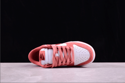 Dunk Low Retro Valentine's Day 2024