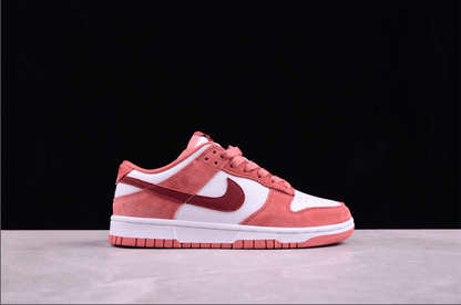 Dunk Low Retro Valentine's Day 2024