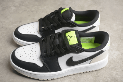 Jordan 1 Low Golf Phantom