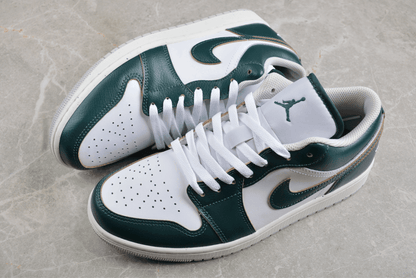 Jordan 1 Low Oxidized Green