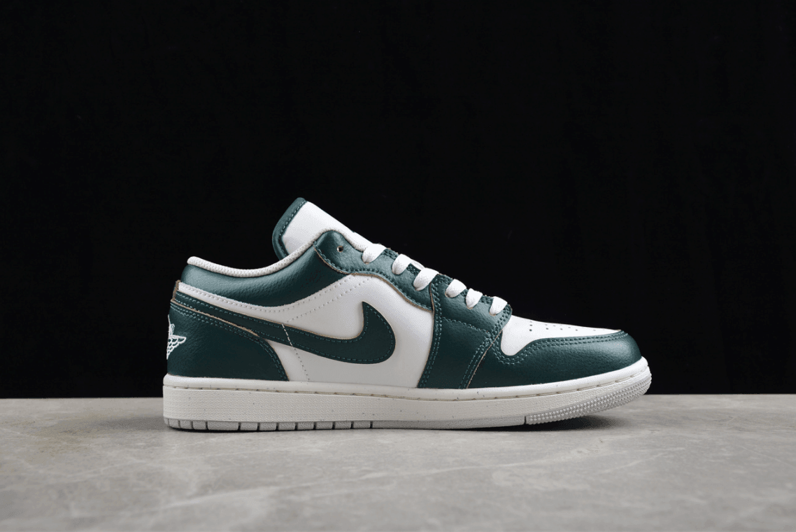 Jordan 1 Low Oxidized Green