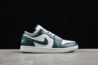 Jordan 1 Low Oxidized Green