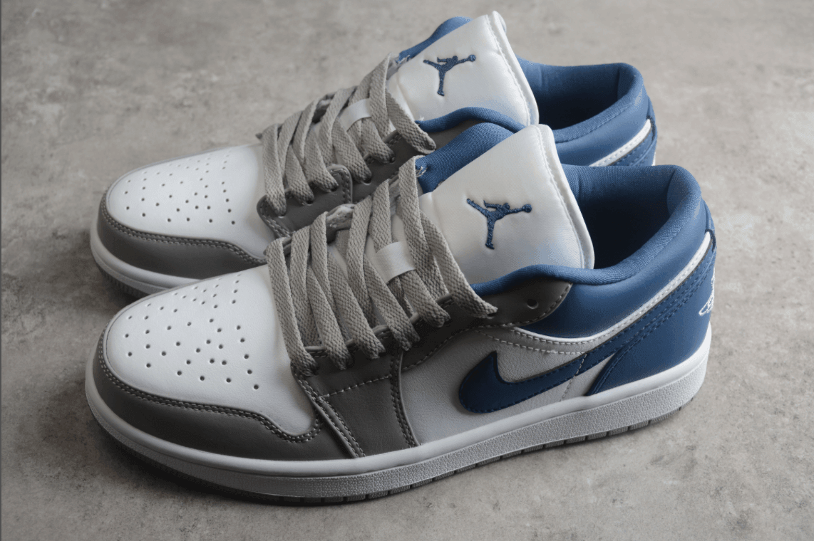 Jordan 1 Low Stealth & French Blue