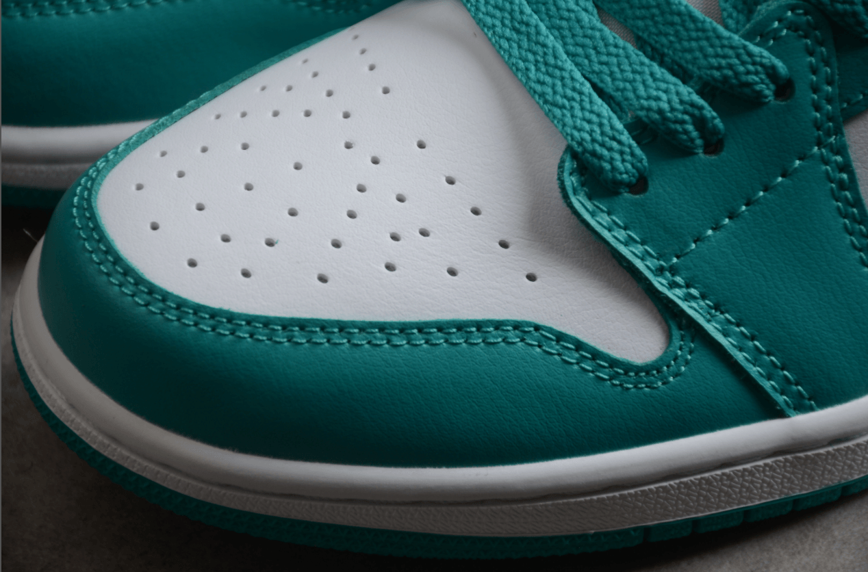 Jordan 1 Low New Emerald