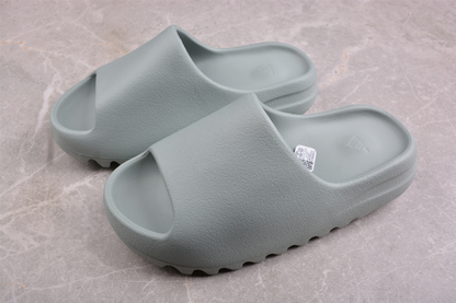 Yeezy Slide Salt