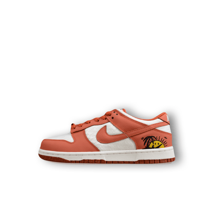 Dunk Low SE Sun Club